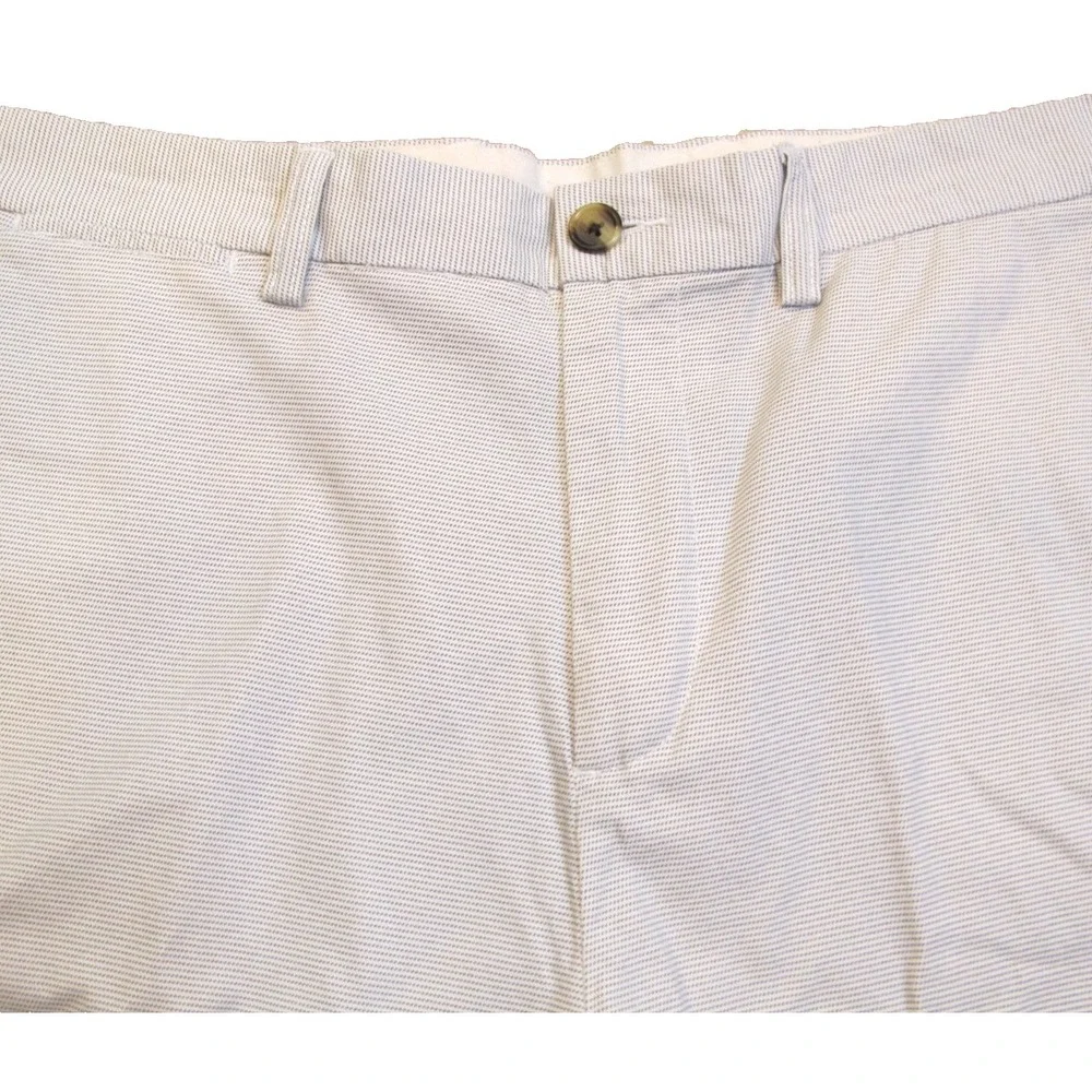 Old Navy Khaki Ultimate Slim Built-In Flex 10